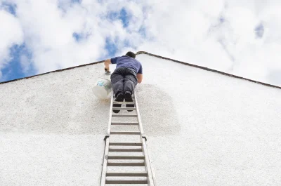Peinture extérieure à Manthes — façades et ravalement